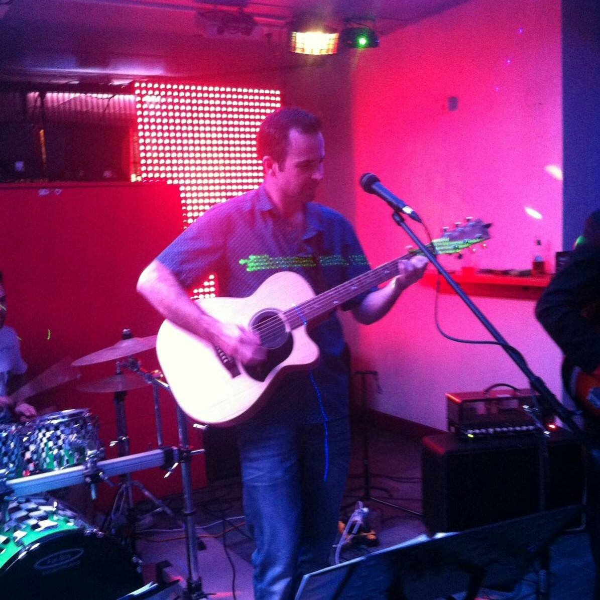 Book PH Music Acoustic Musician, Brisbane