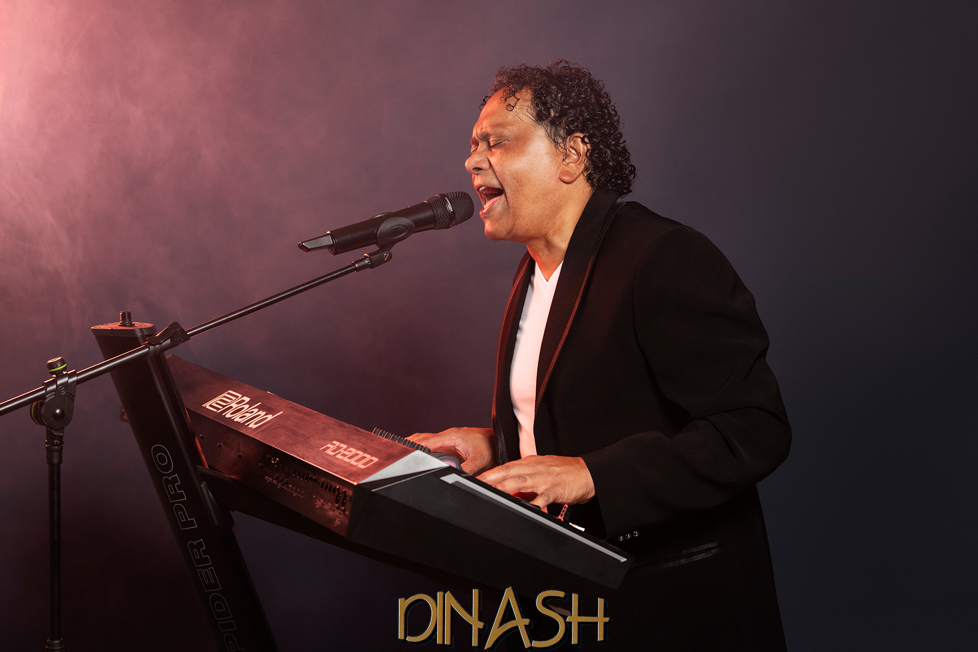 Divan Singer Book Piano man - Dinash - Singer playing Pop, Motown, Soul Dance ...