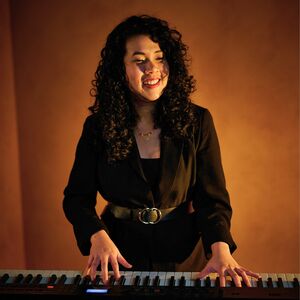 Book Lavely Music - Singing Pianist, Melbourne